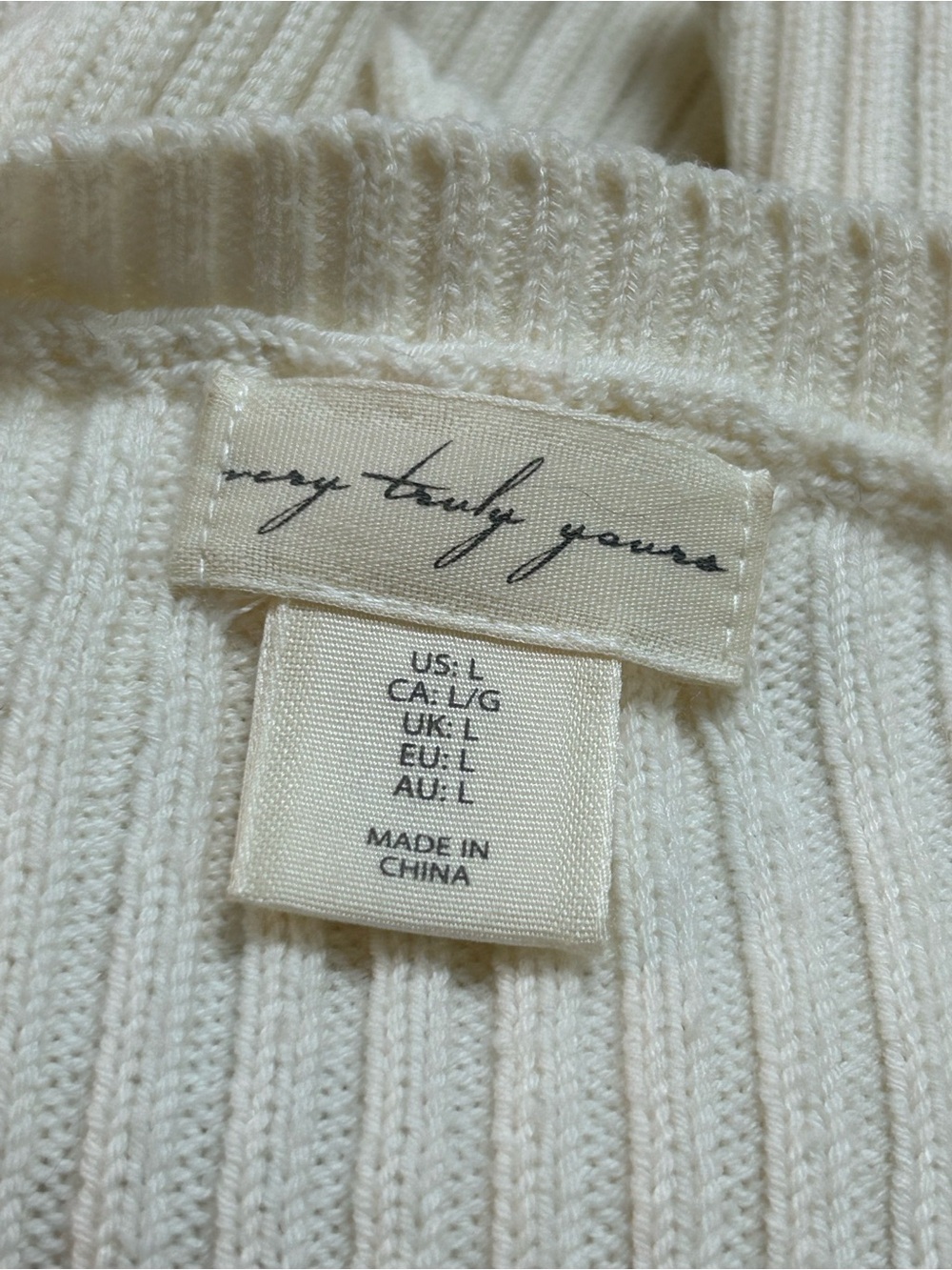 Cream Cable Cotton Knit Sweater with Pink Rose Embroidery L - Picture 4 of 8